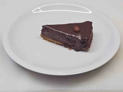 چیز کیک فندق